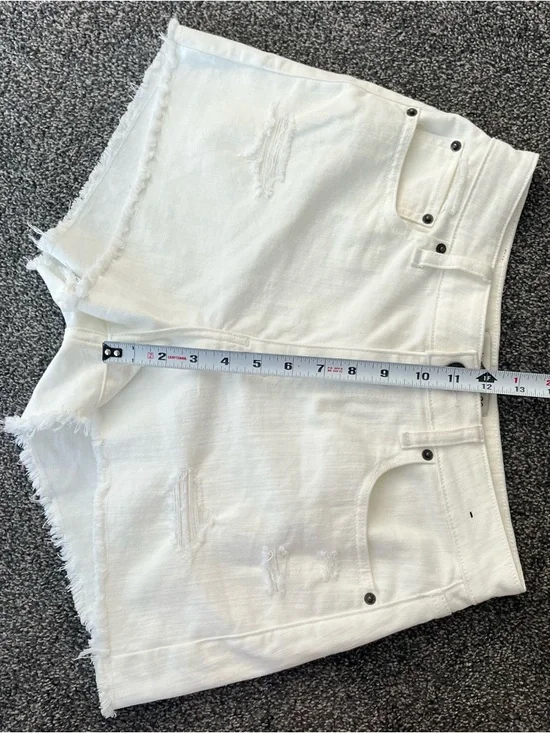 Abercrombie & Fitch White Distressed High-Rise Denim Shorts - Picture 7 of 8